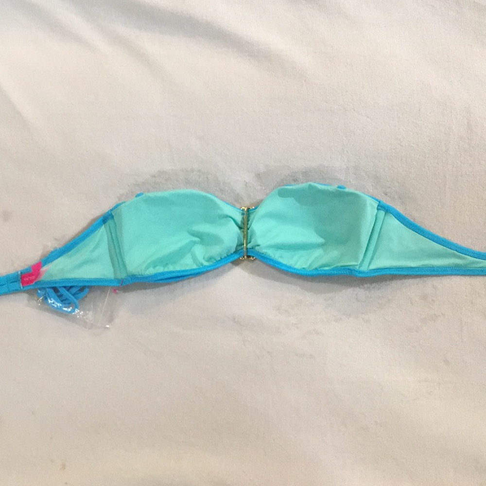 Victoria’s Secret bandeau bikini top - Picture 4 of 8